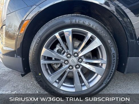 Used 2025 Cadillac XT5 Premium Luxury image 11