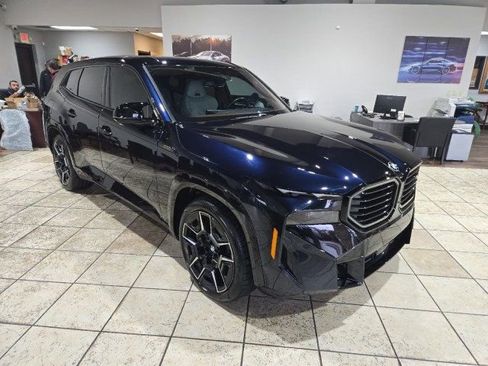 Used 2023 BMW XM image 2