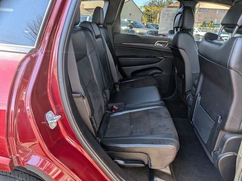 Certified 2022 Jeep Grand Cherokee Laredo X image 33