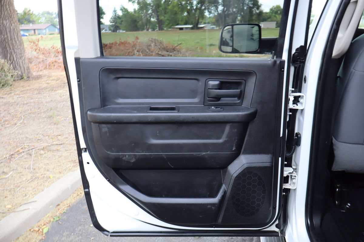 Used 2018 RAM 2500 Tradesman w/ Chrome Appearance Group AWD/4WD image 24