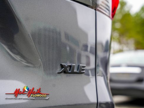 Used 2024 Toyota RAV4 XLE Premium image 7