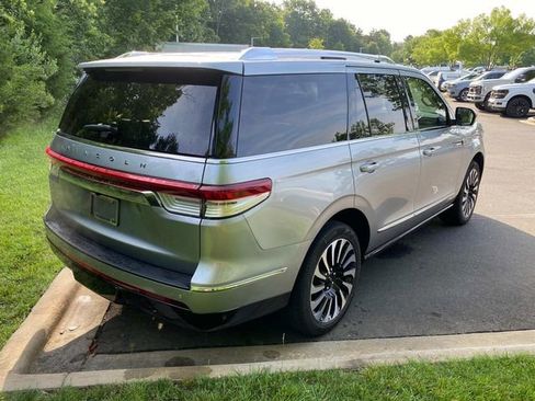 Certified 2024 Lincoln Navigator Black Label AWD/4WD image 33