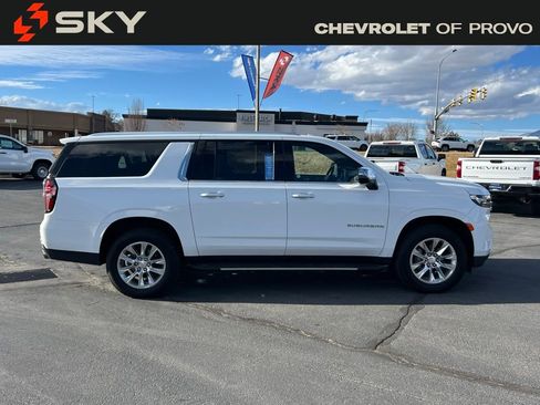 Certified 2023 Chevrolet Suburban Premier image 5