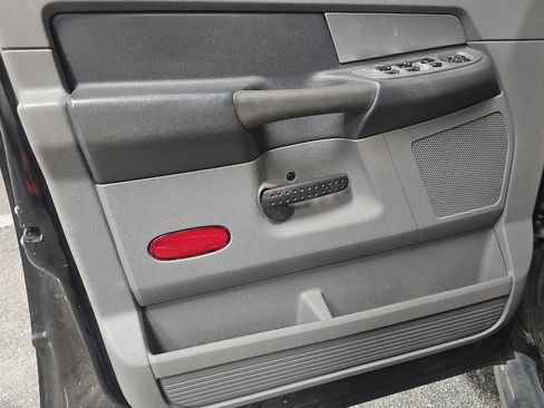 Used 2008 Dodge Ram 1500 Truck SLT w/ Trailer Tow Group image 9