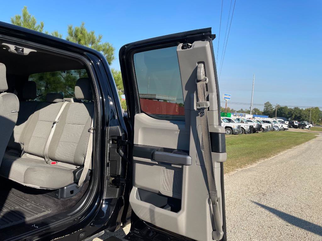 Used 2017 Ford F150 XLT w/ Equipment Group 301A Mid AWD/4WD image 14