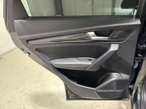 Used 2019 Audi SQ5 Prestige image 38