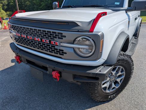 Used 2024 Ford Bronco Badlands AWD/4WD image 13