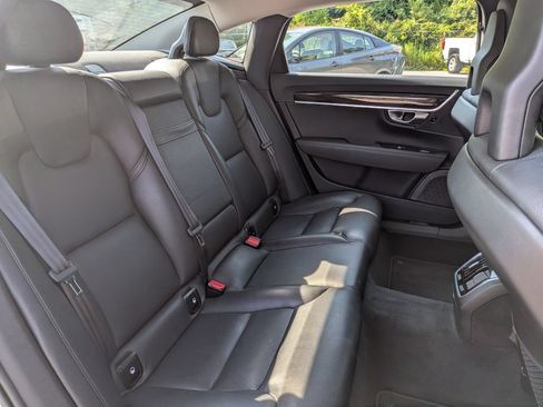 Used 2018 Volvo S90 T5 Momentum w/ Convenience Package AWD/4WD image 26