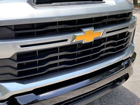 Used 2024 Chevrolet Silverado 2500 Custom w/ Custom Value Package AWD/4WD image 34