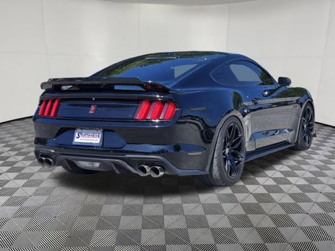 Used 2019 Ford Mustang GT w/ Equipment Group 301A RWD image 7