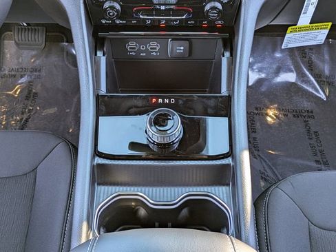 New 2025 Jeep Grand Cherokee Laredo image 19