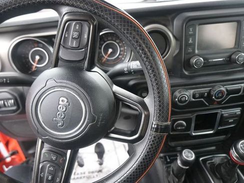 Used 2019 Jeep Wrangler Unlimited Sport AWD/4WD image 28