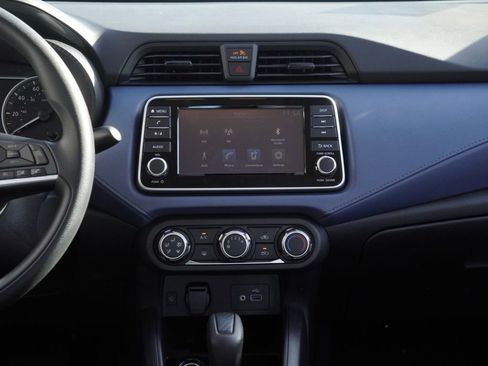 New 2025 Nissan Versa SV image 19