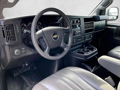 Used 2022 Chevrolet Express 2500 w/ Driver Convenience Package image 14
