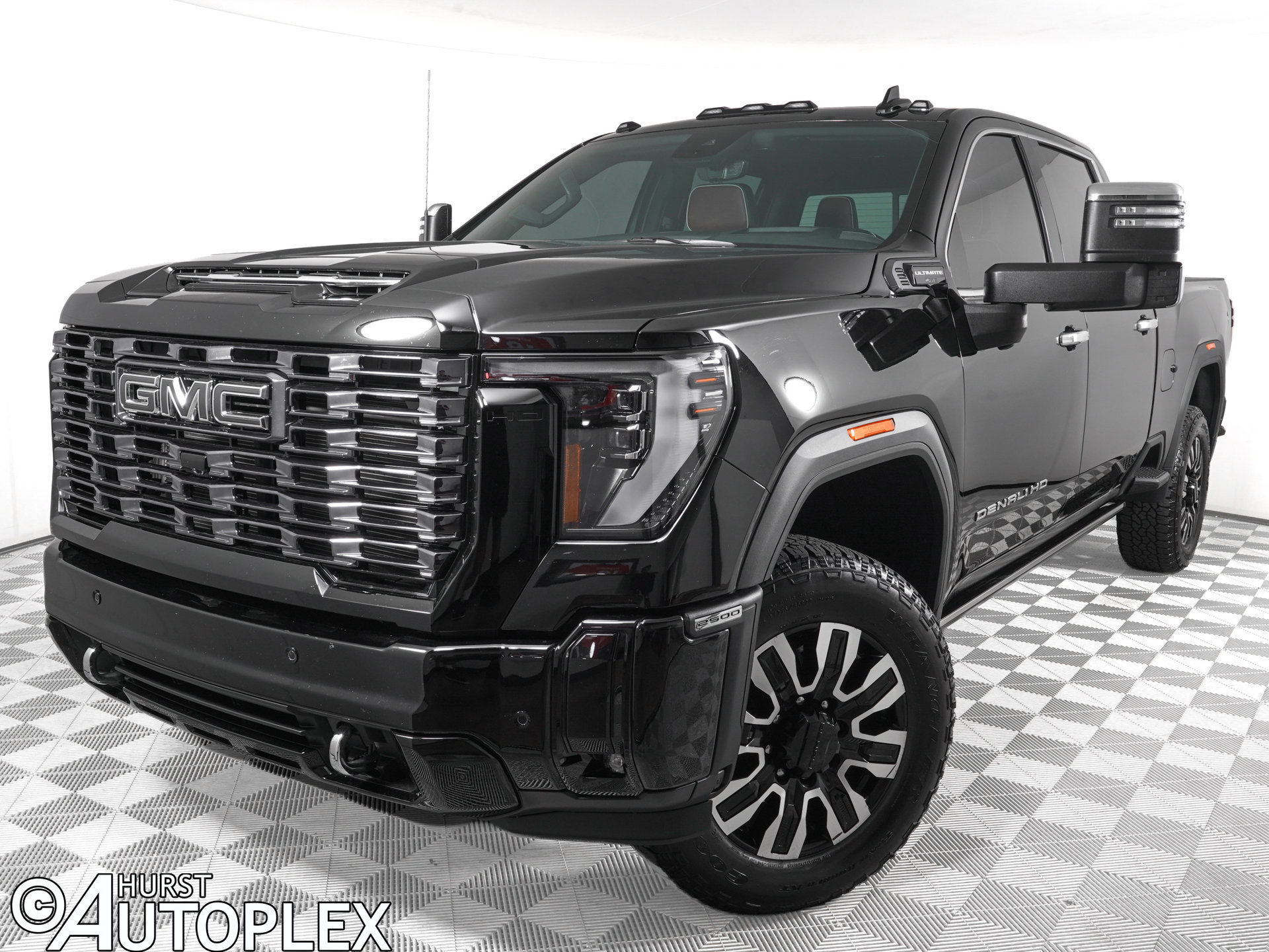 Used 2026 GMC Sierra 2500 Denali Ultimate AWD/4WD image 1