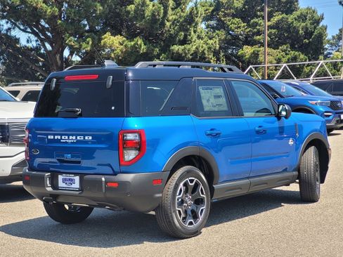 New 2025 Ford Bronco Sport Outer Banks w/ Outer Banks Tech Package+ image 5
