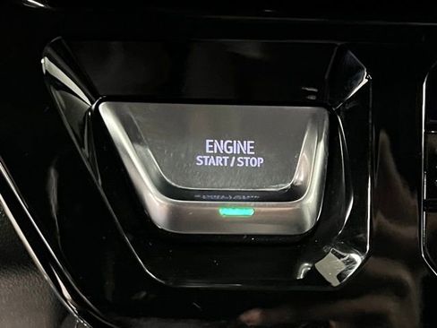 Used 2024 GMC Sierra 2500 Denali w/ Technology Package image 30