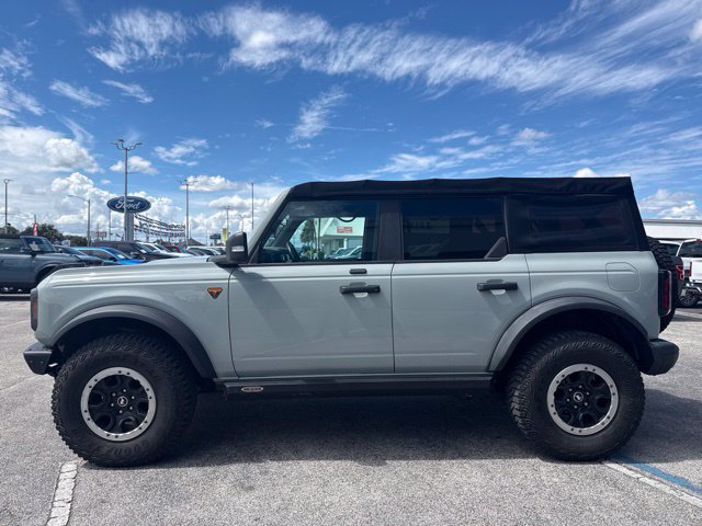 Used 2021 Ford Bronco Badlands AWD/4WD image 2