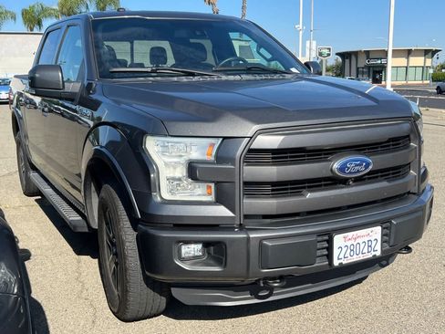 Used 2016 Ford F150 Lariat w/ Equipment Group 502A Luxury AWD/4WD image 3
