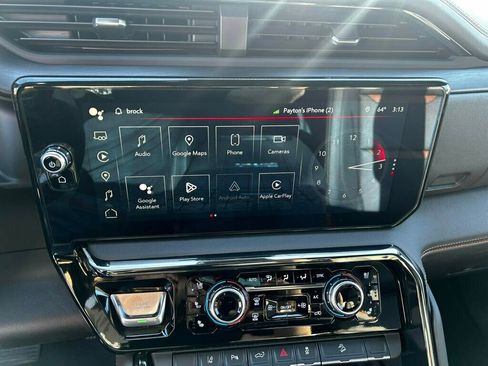 Used 2024 GMC Sierra 2500 AT4 image 27