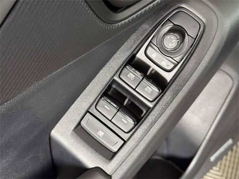 Used 2025 Subaru Crosstrek 2.5i Wilderness image 18