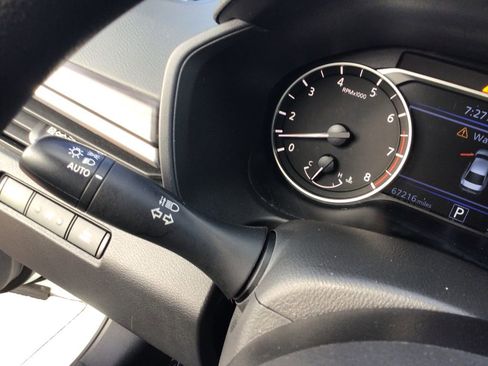 Used 2024 Nissan Altima 2.5 SV FWD image 18