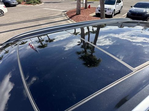 Used 2025 BMW X5 sDrive40i w/ Premium Package image 11