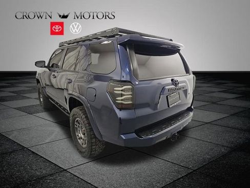 Used 2020 Toyota 4Runner SR5 Premium AWD/4WD image 4