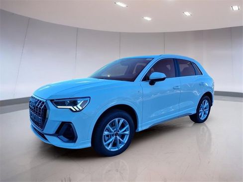 New 2025 Audi Q3 2.0T Premium image 4
