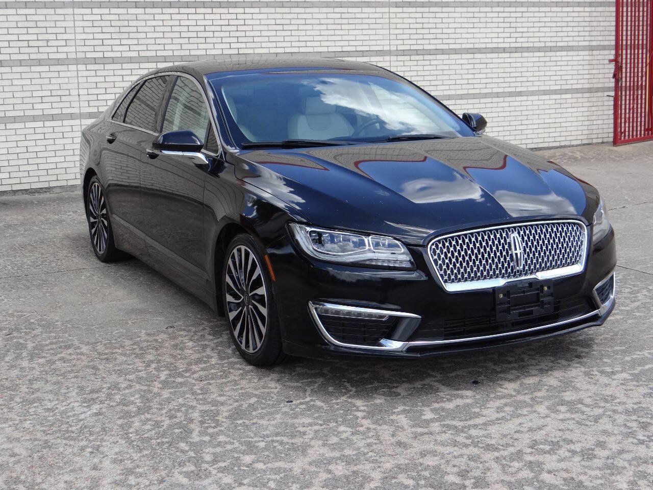 Used 2017 Lincoln MKZ Black Label FWD image 3