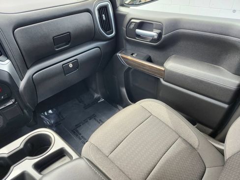 Used 2021 Chevrolet Silverado 1500 LT AWD/4WD image 13