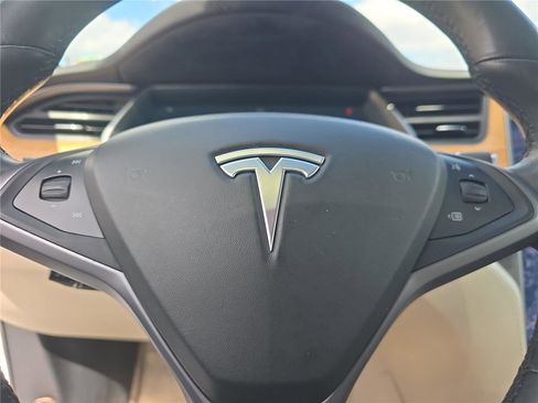 Used 2019 Tesla Model S 100D image 18