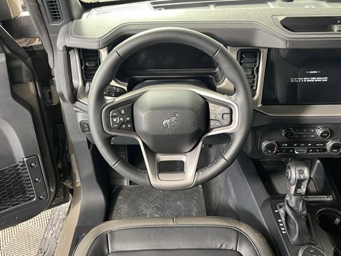 New 2025 Ford Bronco Outer Banks image 12