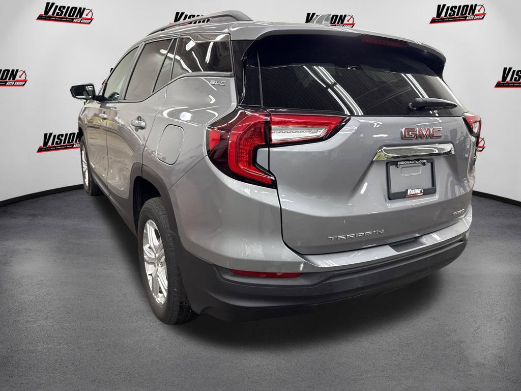Used 2023 GMC Terrain SLE w/ Driver Convenience Package AWD/4WD image 7