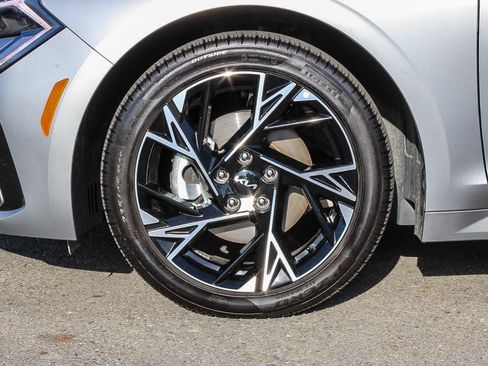 Used 2025 Kia K5 GT-Line w/ GT-Line Premium Package FWD image 11