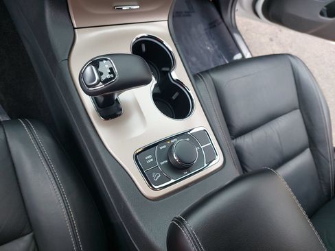 Used 2015 Jeep Grand Cherokee Limited AWD/4WD image 23