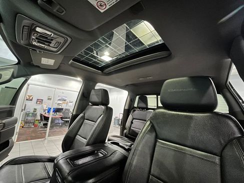 Used 2020 GMC Sierra 3500 Denali w/ Denali Ultimate Package AWD/4WD image 28