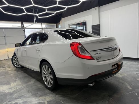 Used 2015 Lincoln MKS AWD w/ Technology Package image 7