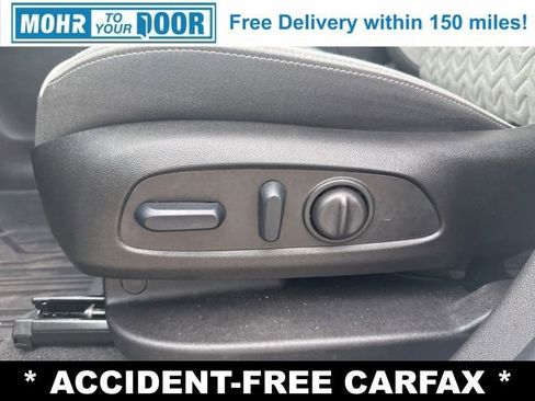 Used 2024 Chevrolet Equinox LS w/ LS Convenience Package image 12