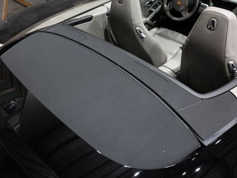 Used 2013 Porsche 911 Carrera image 21