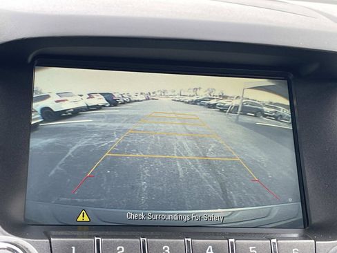 Used 2017 Chevrolet Equinox LS image 25