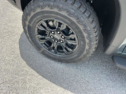 New 2026 Chevrolet Silverado 1500 ZR2 AWD/4WD image 9