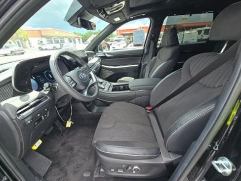 Used 2025 Hyundai Palisade Calligraphy AWD/4WD image 11