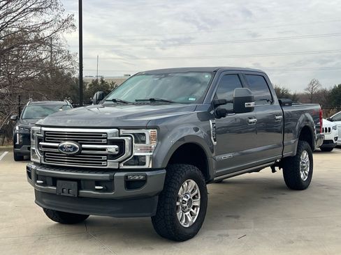 Used 2022 Ford F250 Limited image 5