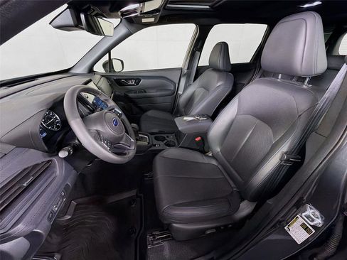 Used 2025 Subaru Forester Limited image 11