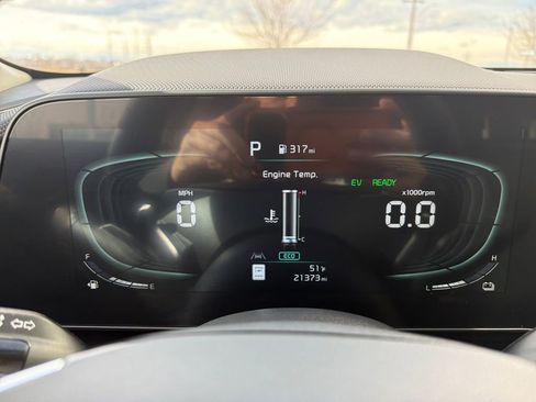 Used 2023 Kia Niro EX w/ EX Cold Weather Package image 16