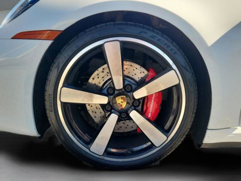 Used 2021 Porsche 911 Carrera 4S image 8