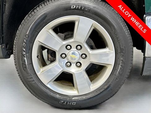 Used 2015 Chevrolet Silverado 1500 LT w/ LT Convenience Package image 25