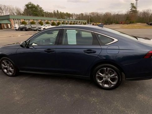 Used 2024 Honda Accord EX image 6