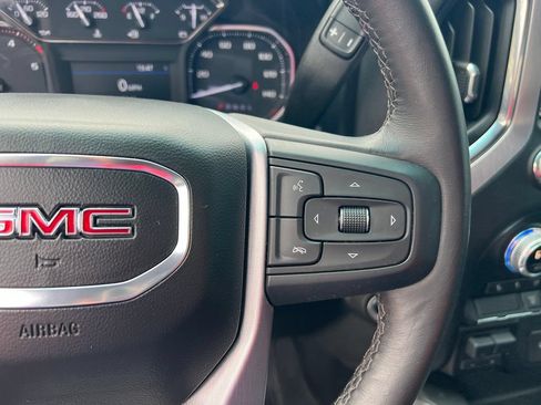 Used 2022 GMC Sierra 3500 SLT w/ SLT Convenience Package AWD/4WD image 43
